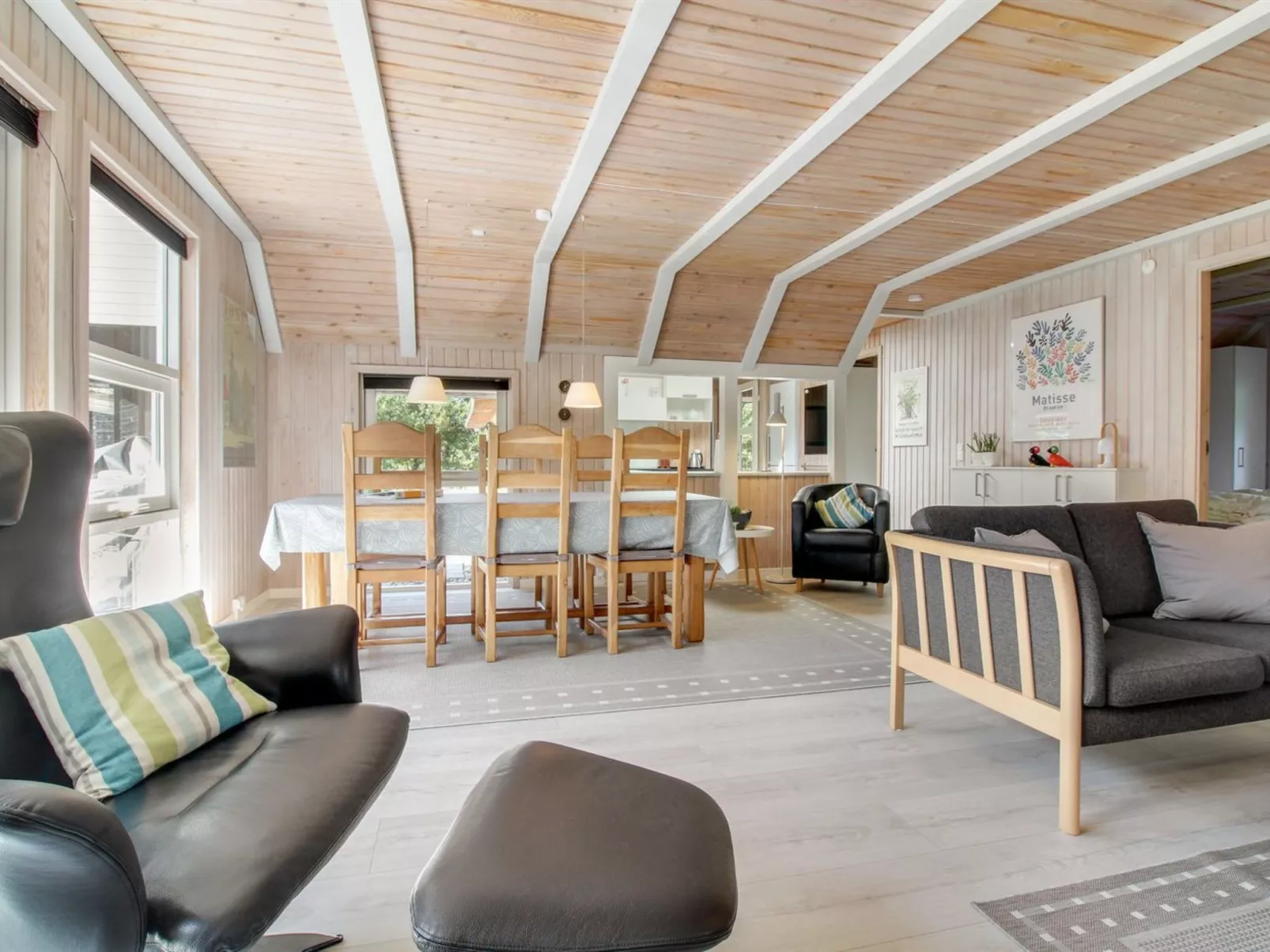 "Arttu" - 2.4km from the sea-Binnen