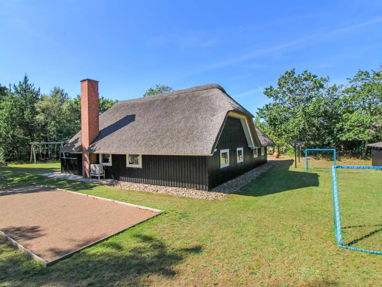"Arttu" - 2.4km from the sea-Buiten