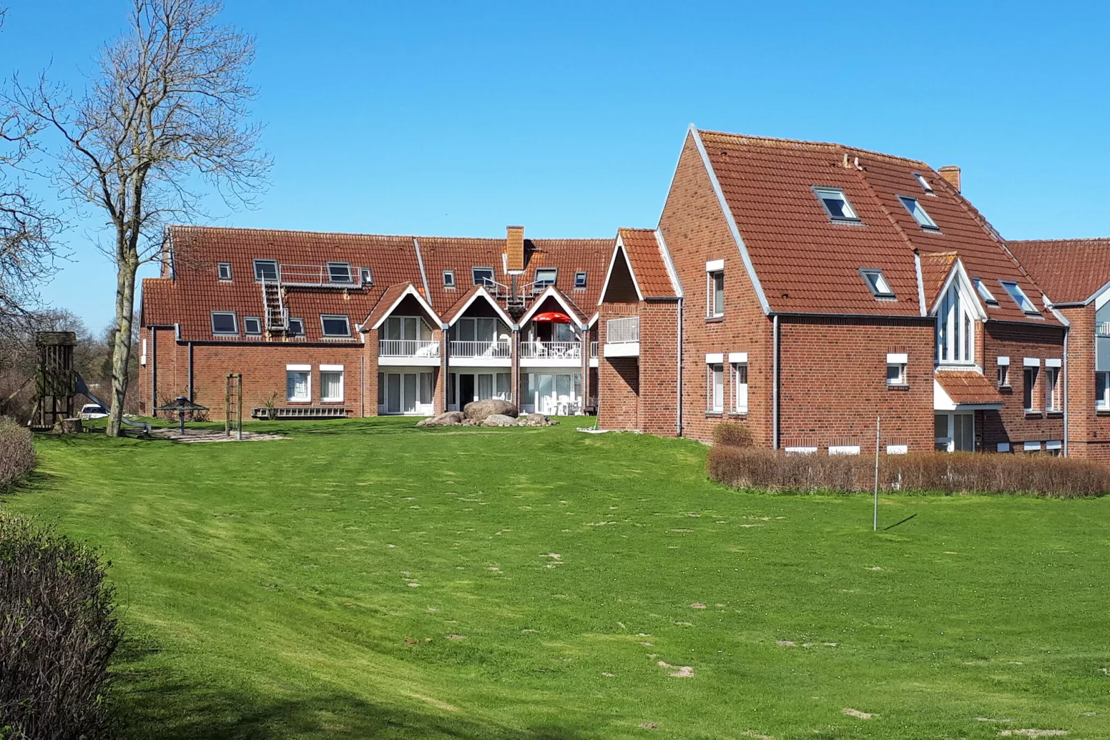 Flatgebouw, Kronsgaard - Exterieur winter