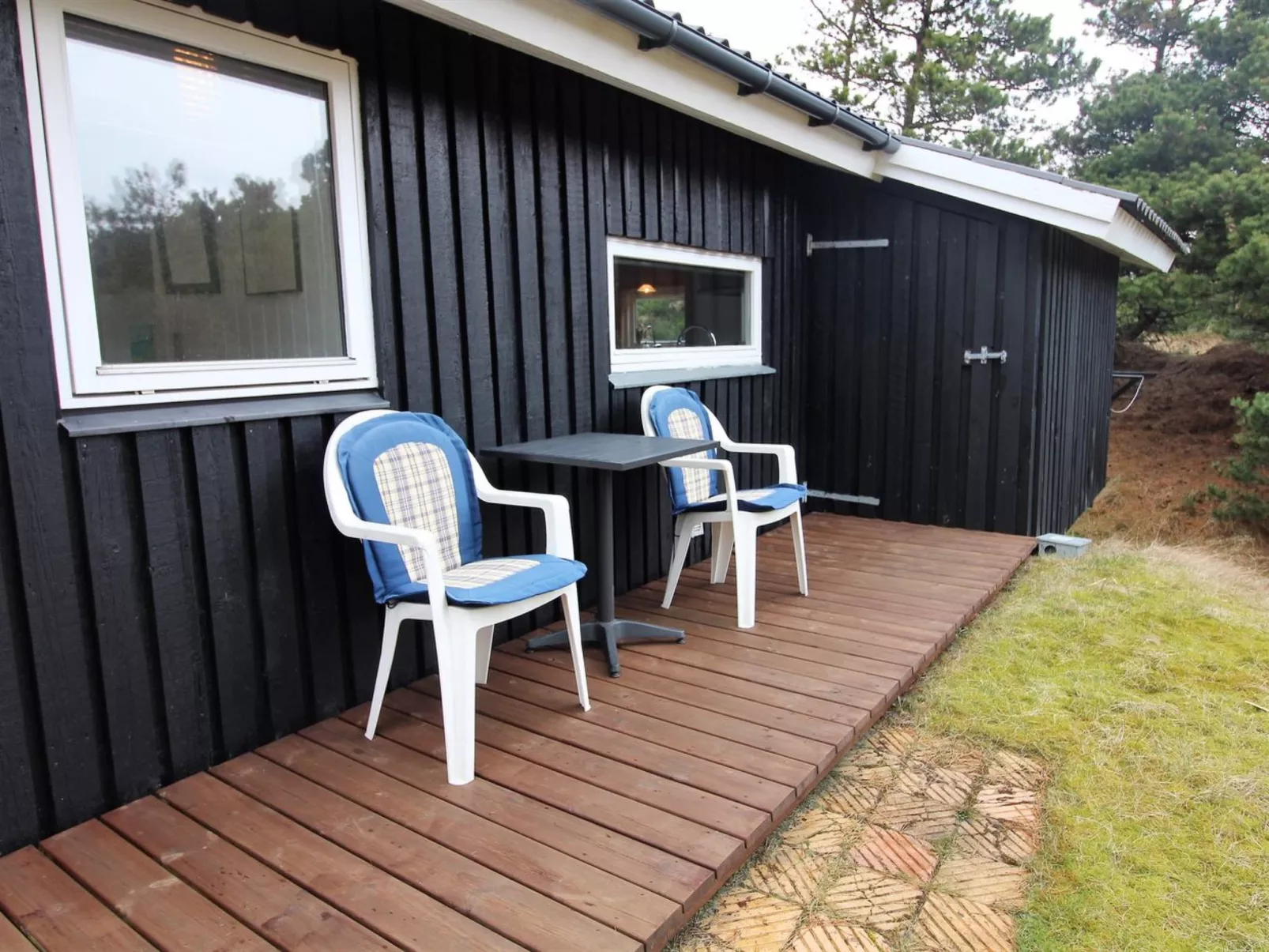 "Glady" - 500m from the sea-Buiten