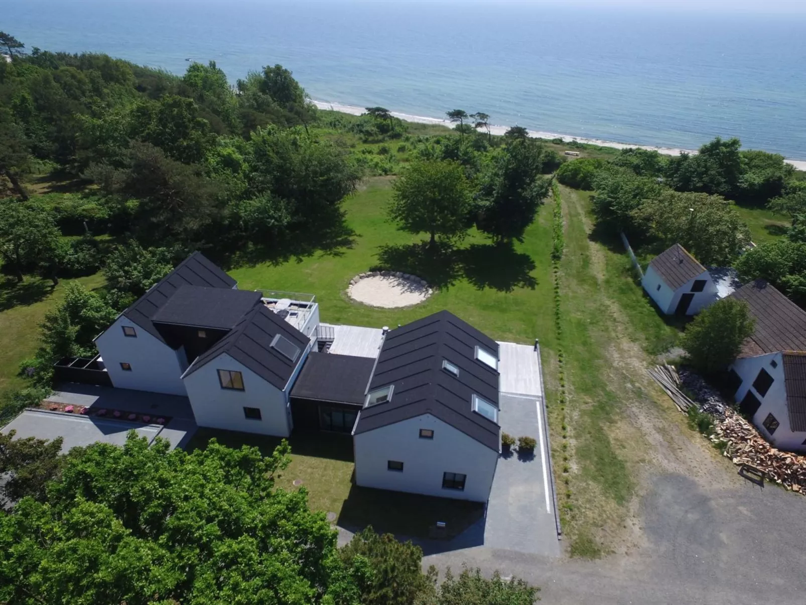 "Benna" - 120m from the sea