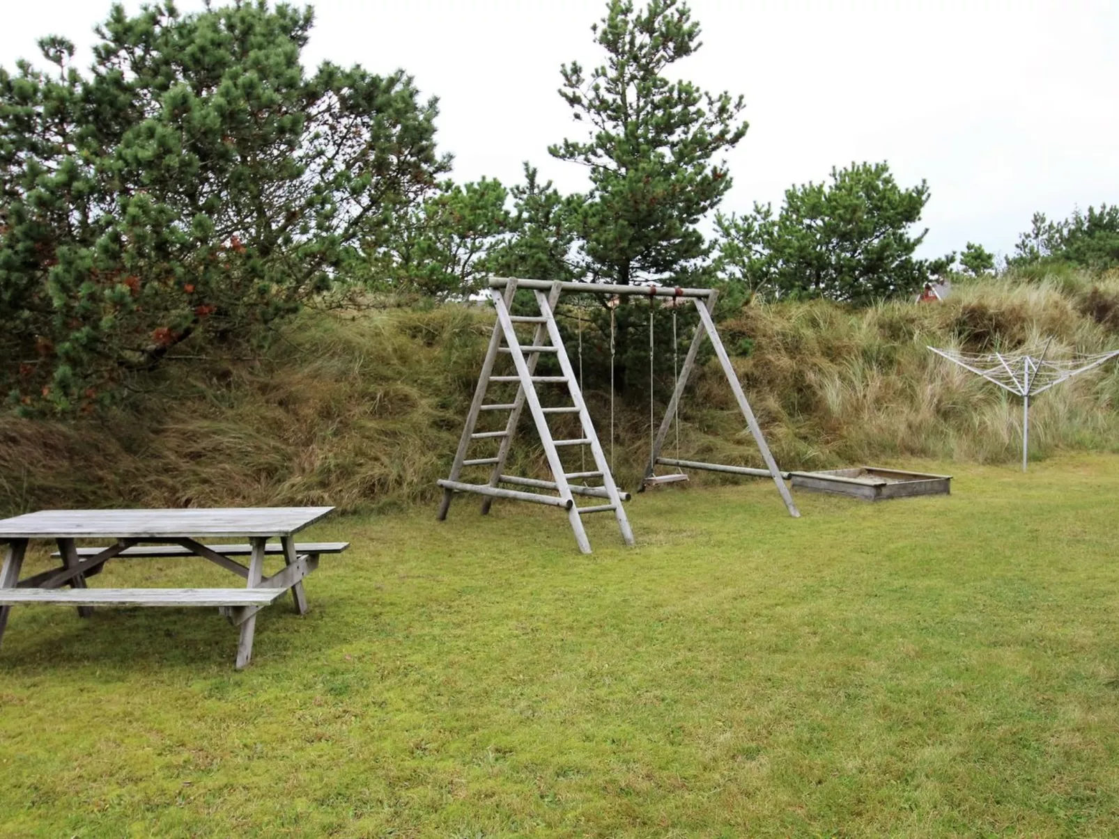"Lioba" - 400m from the sea-Buiten