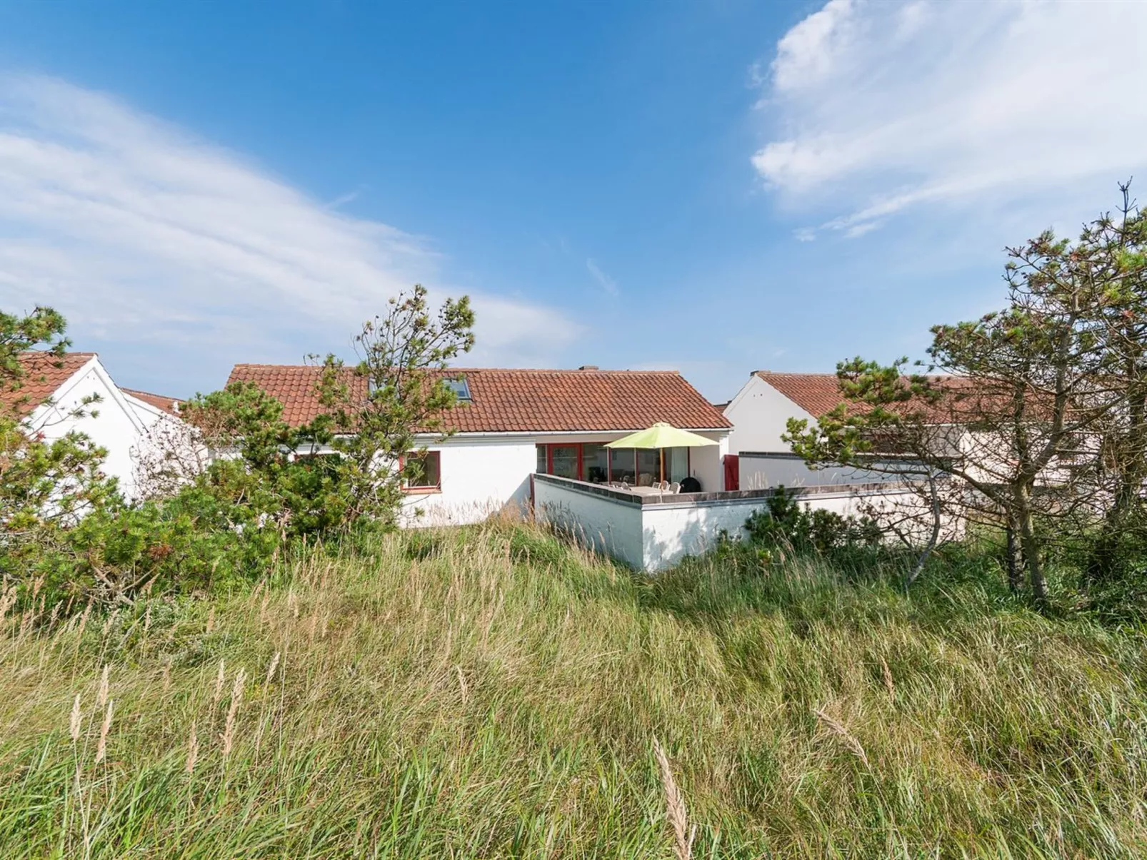 "Ara" - 700m from the sea