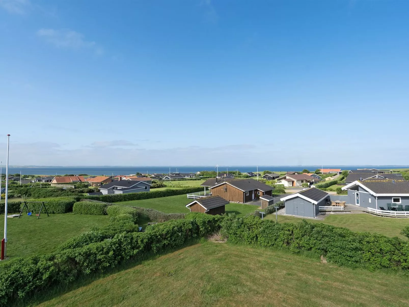 "Pavo" - 300m to the inlet-Buiten
