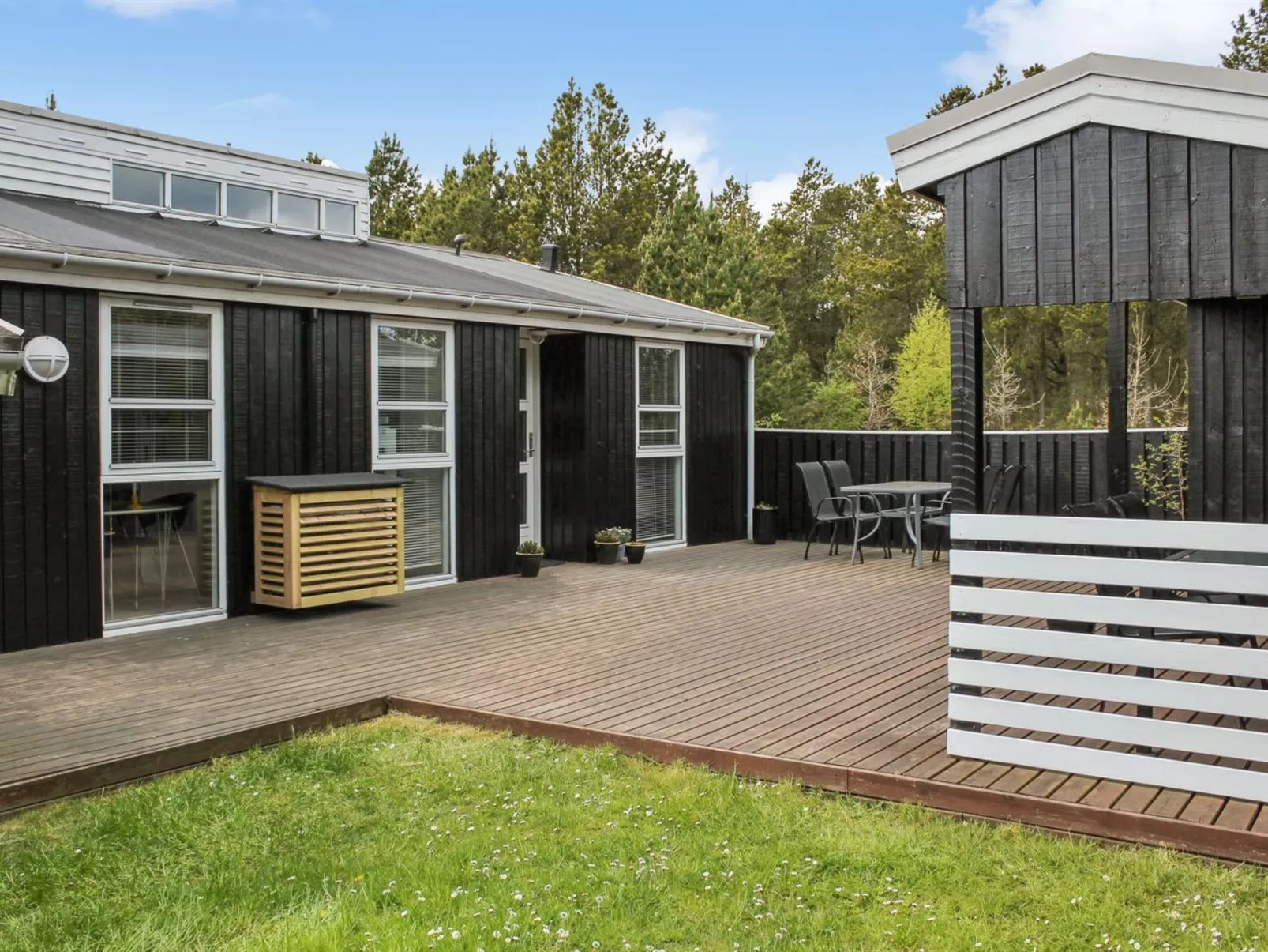 "Halwarth" - 250m from the sea-Binnen