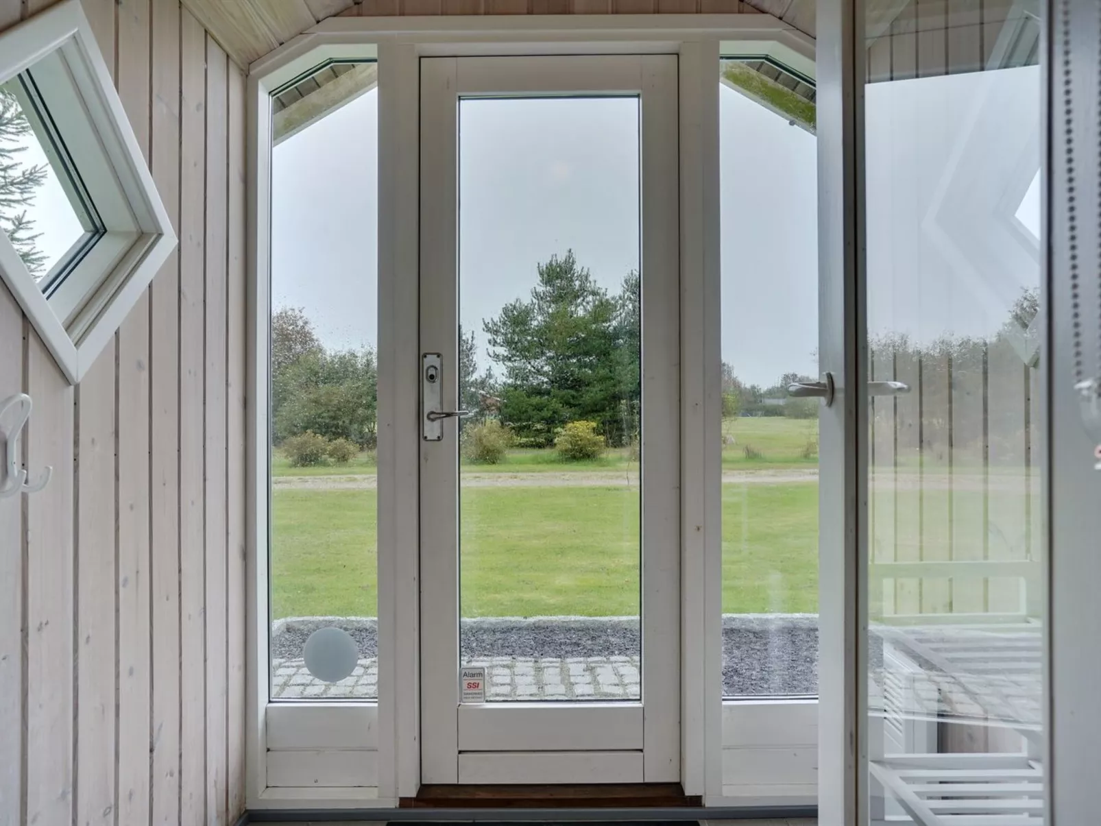 "Snefrid" - 12km from the sea-Buiten
