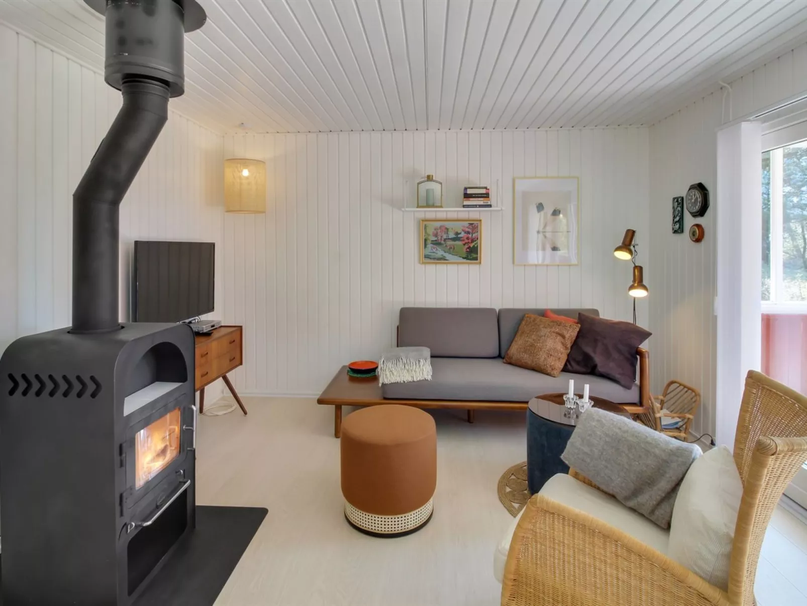 "Aulikki" - 900m from the sea