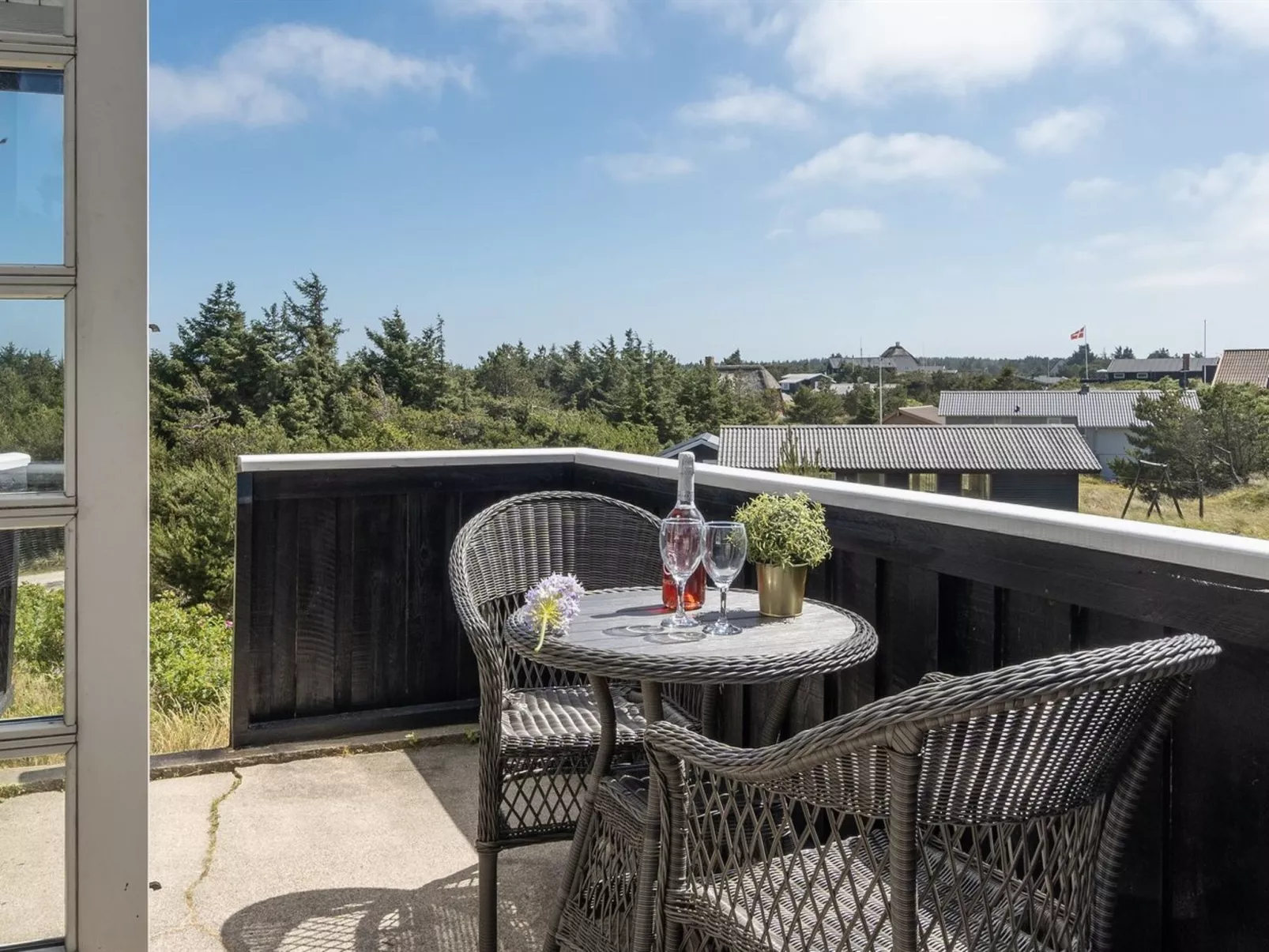 "Erikke" - 300m from the sea-Binnen