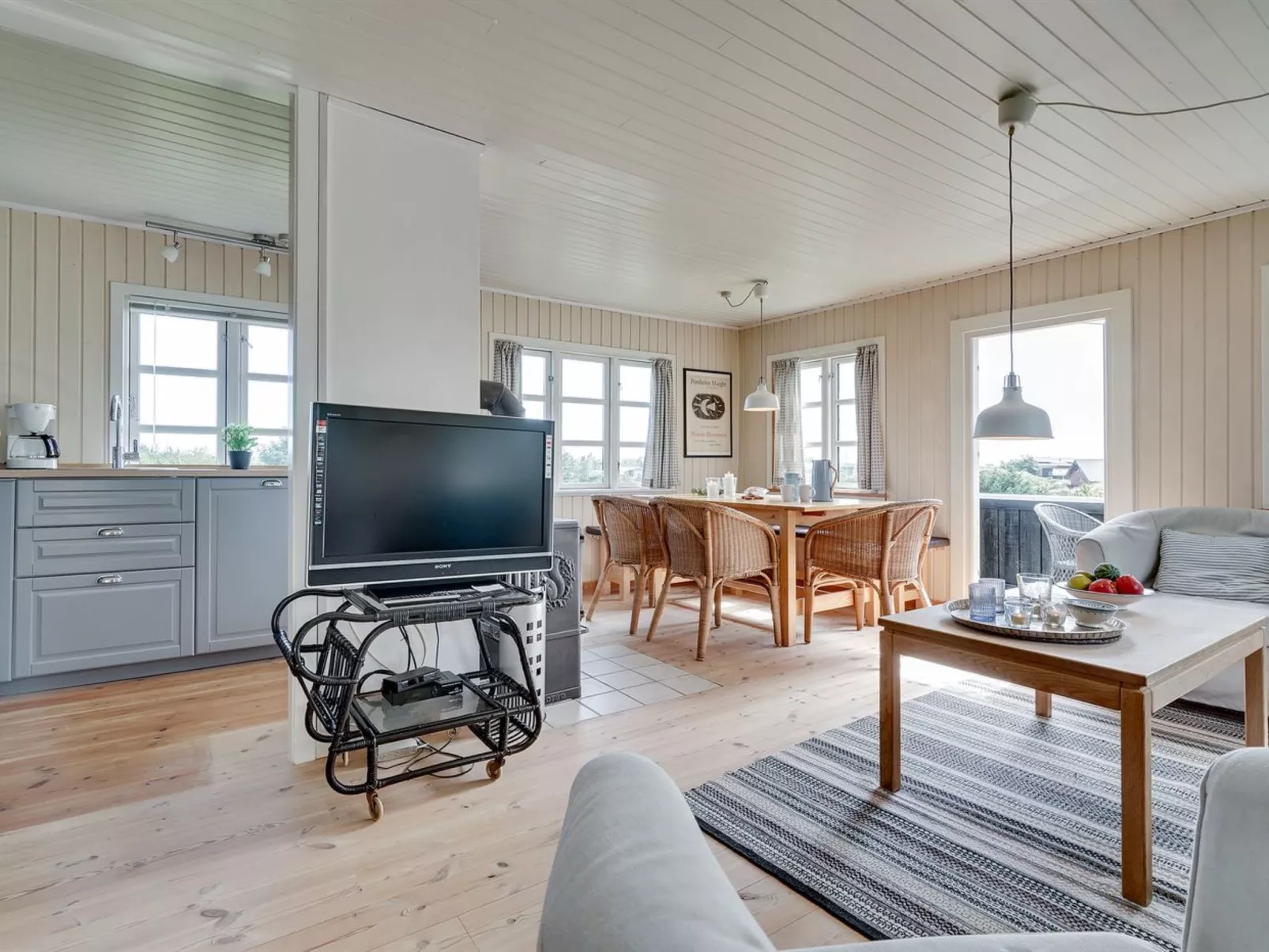 "Erikke" - 300m from the sea-Binnen