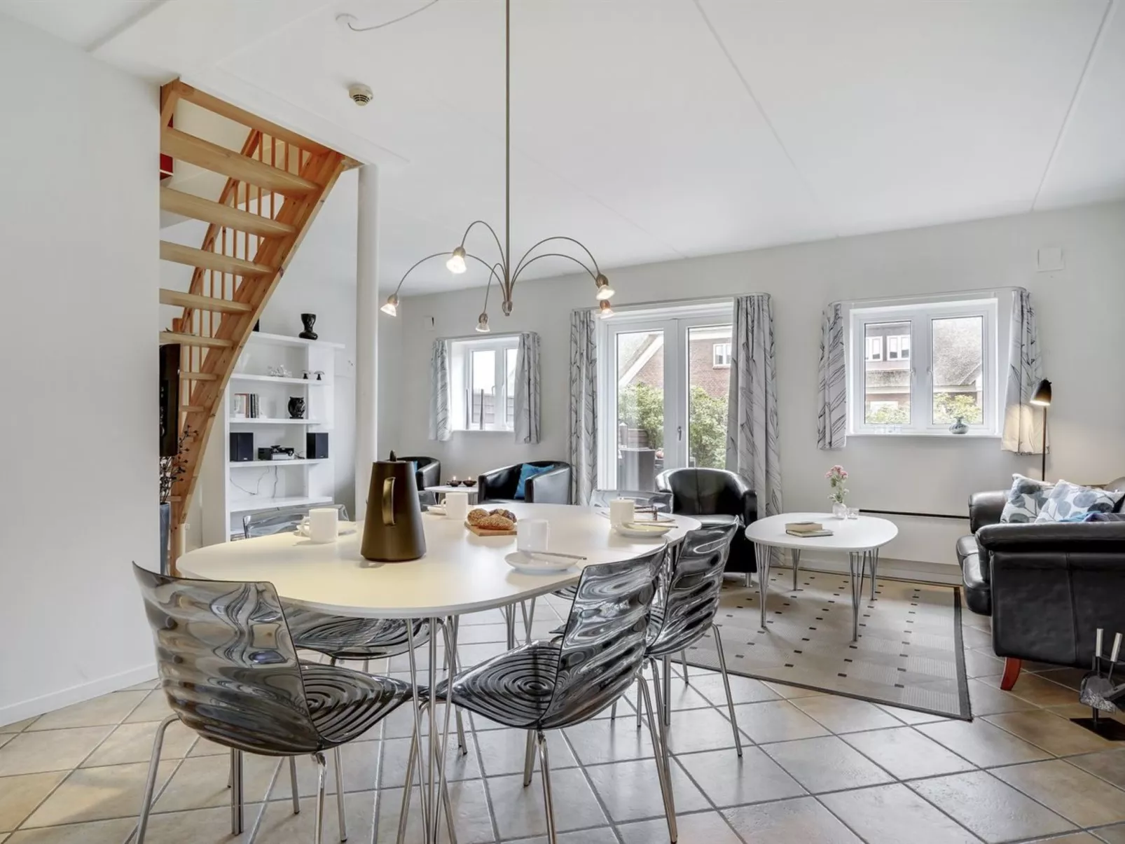 "Alpa" - 800m from the sea-Binnen