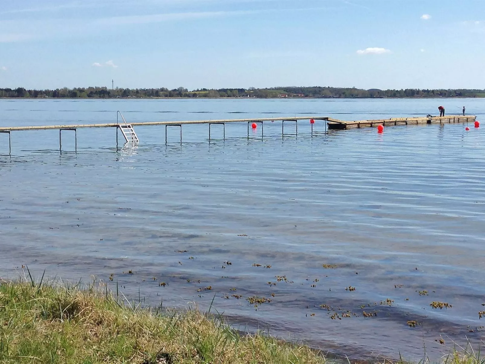 "Jeip" - 400m to the inlet-Buiten