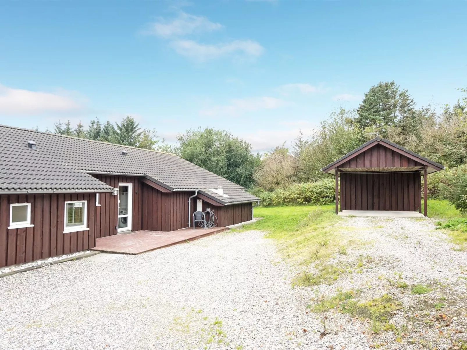 "Nayati" - 2km from the sea-Buiten