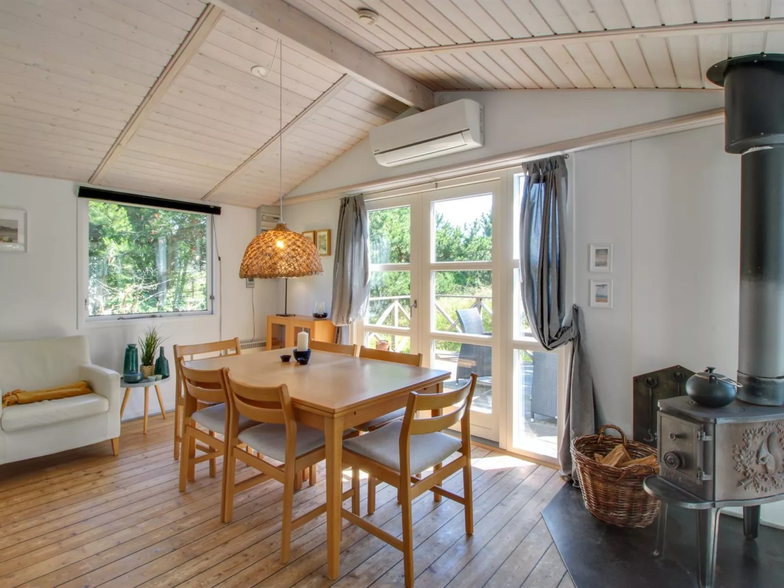 "Olof" - 100m from the sea