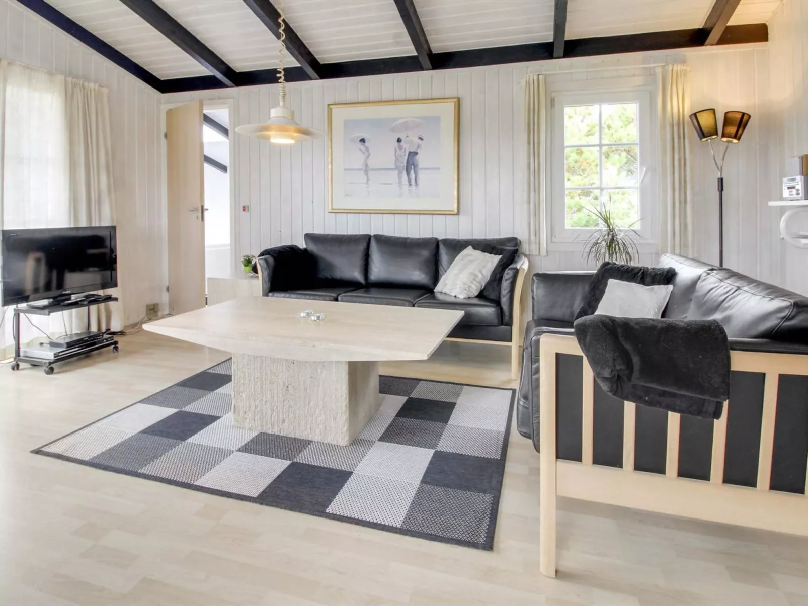 "Kalf" - 400m from the sea