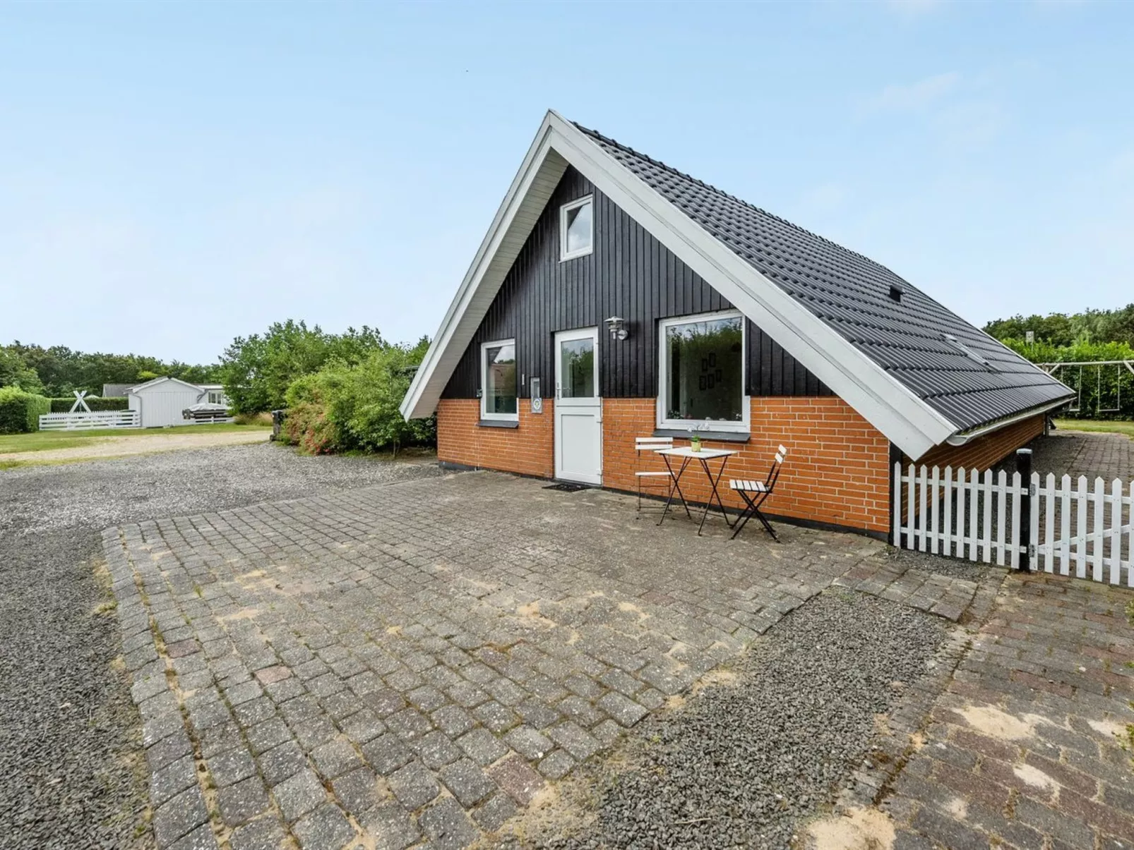 "Earline" - 900m to the inlet-Buiten