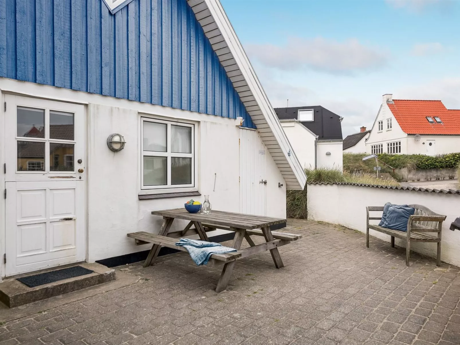 "Hillegonde" - 84m from the sea-Binnen