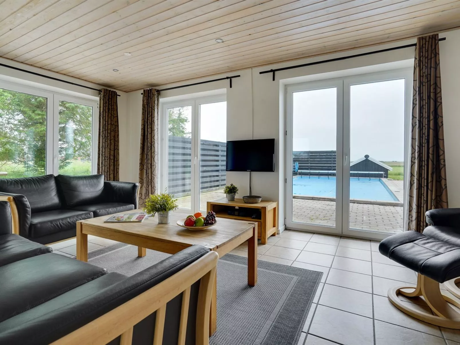 "Stefania" - 700m from the sea
