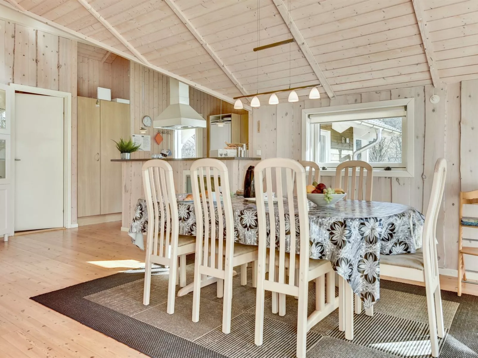 "Kaare" - 34.2km from the sea-Binnen