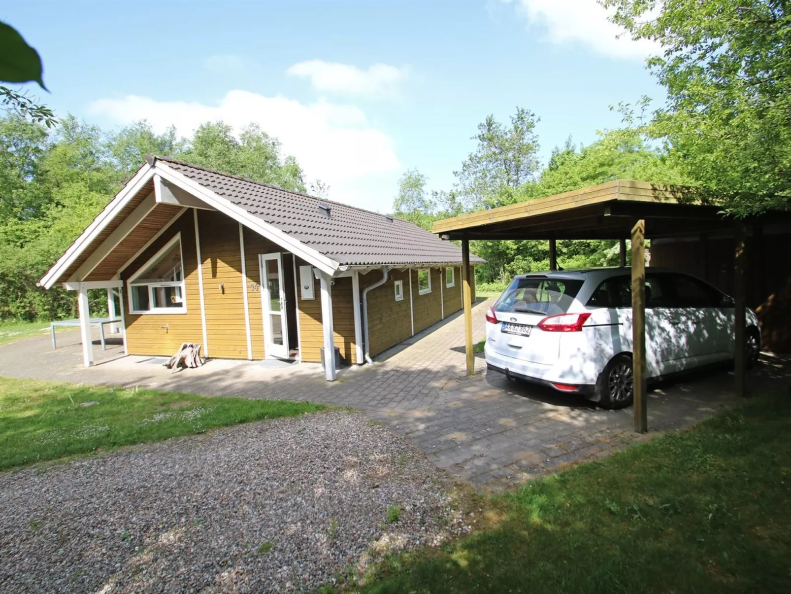 "Kaare" - 34.2km from the sea-Buiten