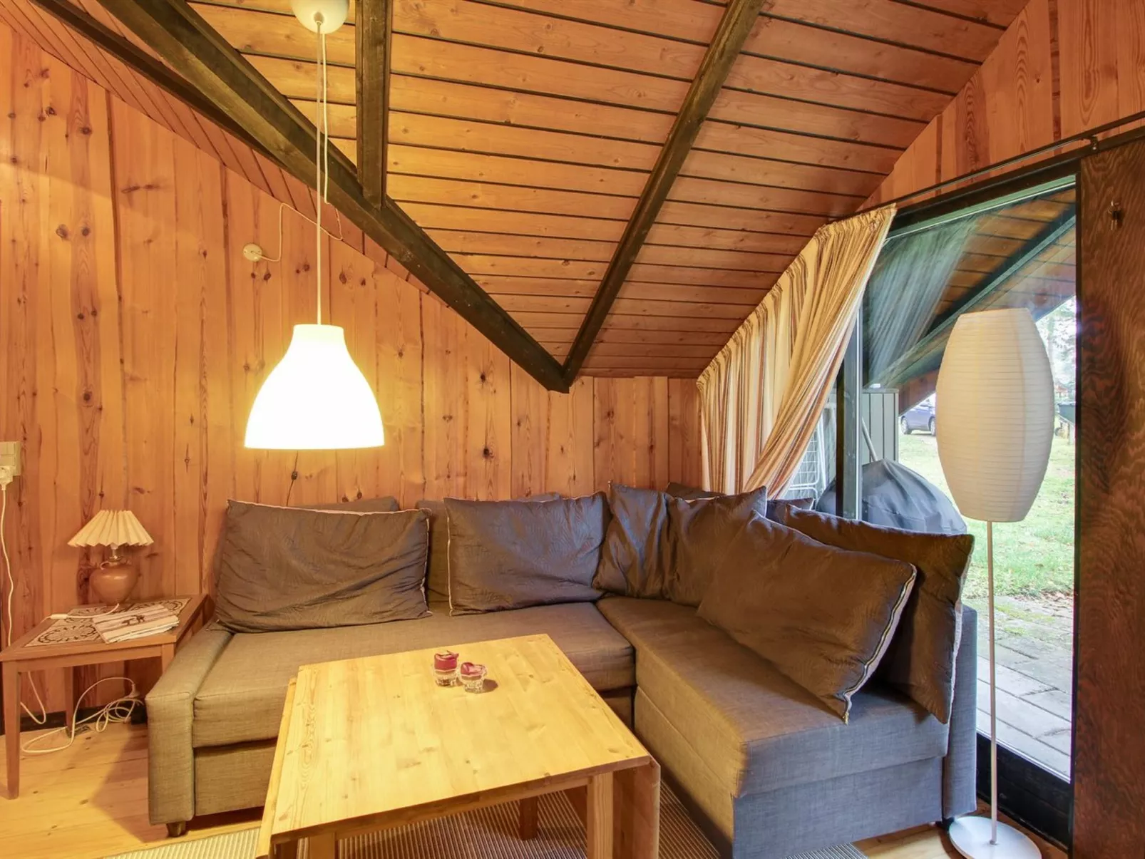 "Melba" - 8km from the sea-Binnen