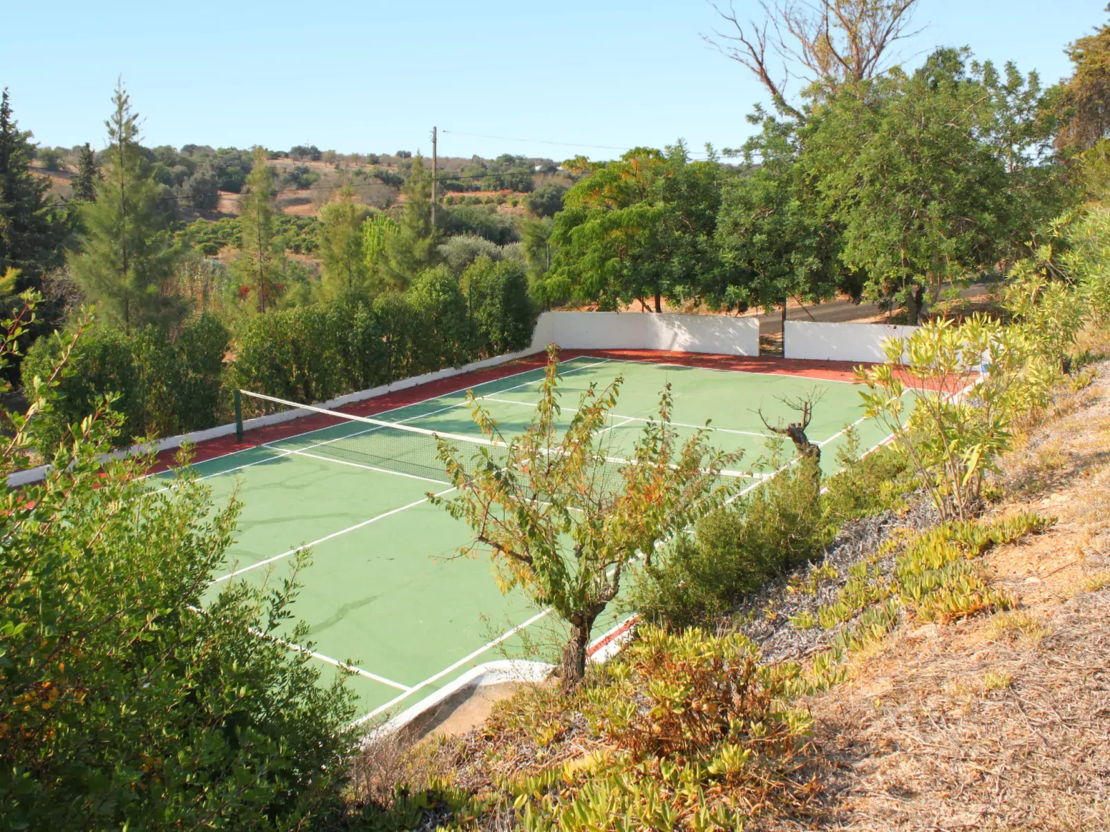 Neves I-Buiten