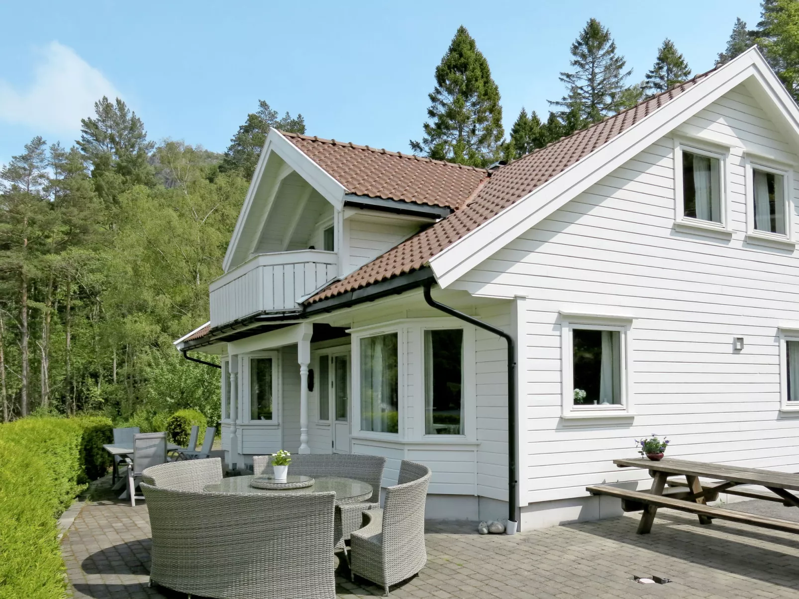 Naudøyna-Buiten