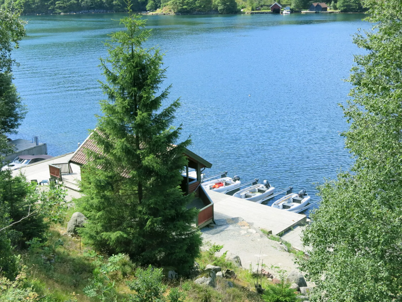 Neset-Buiten