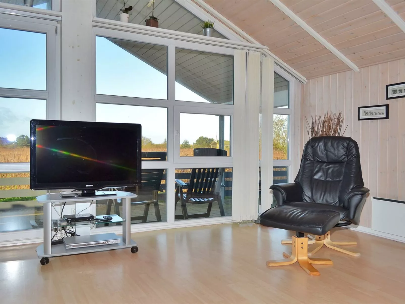 "Spurv" - 1.8km from the sea-Binnen