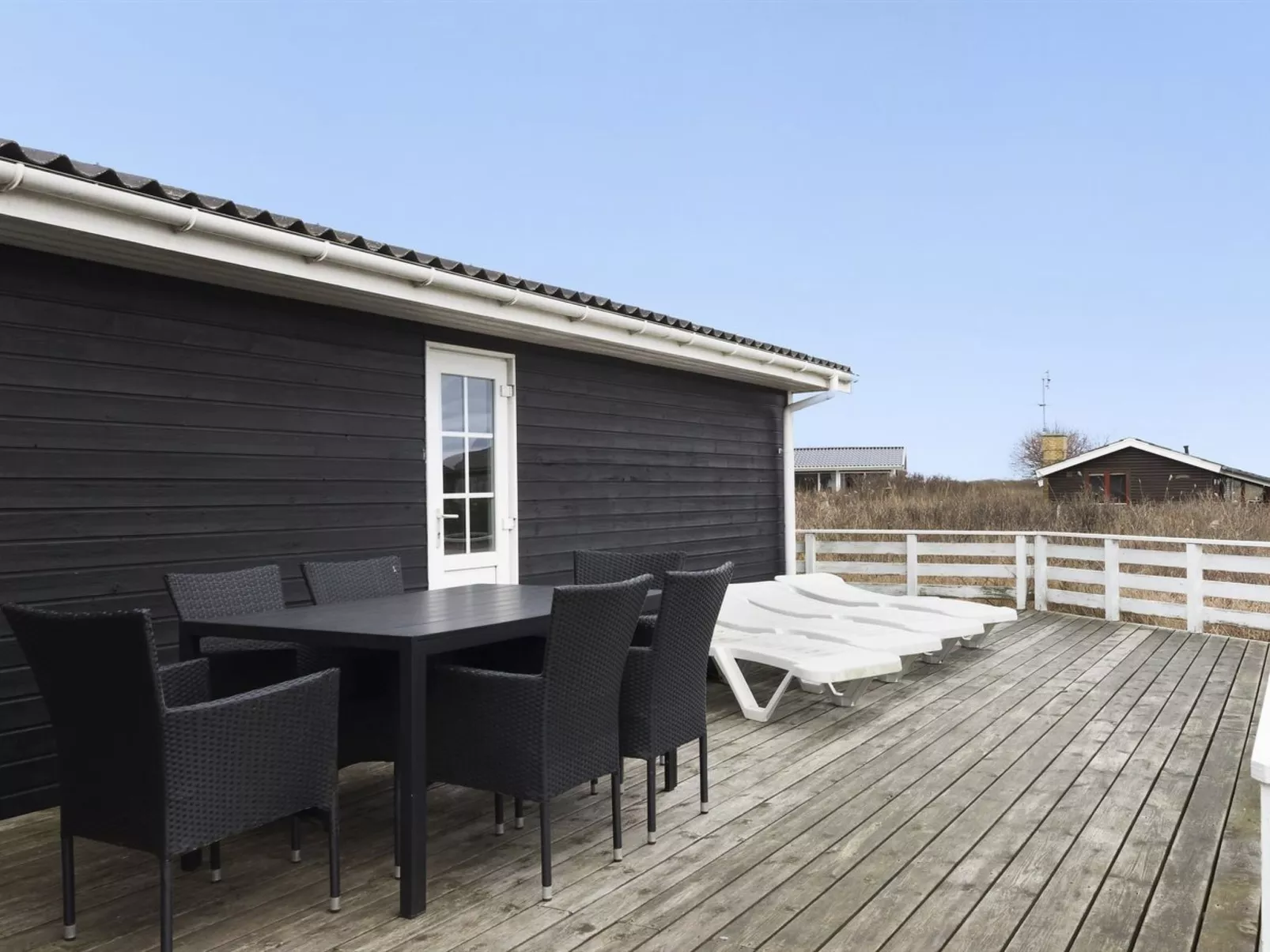 "Aika" - 500m from the sea-Buiten