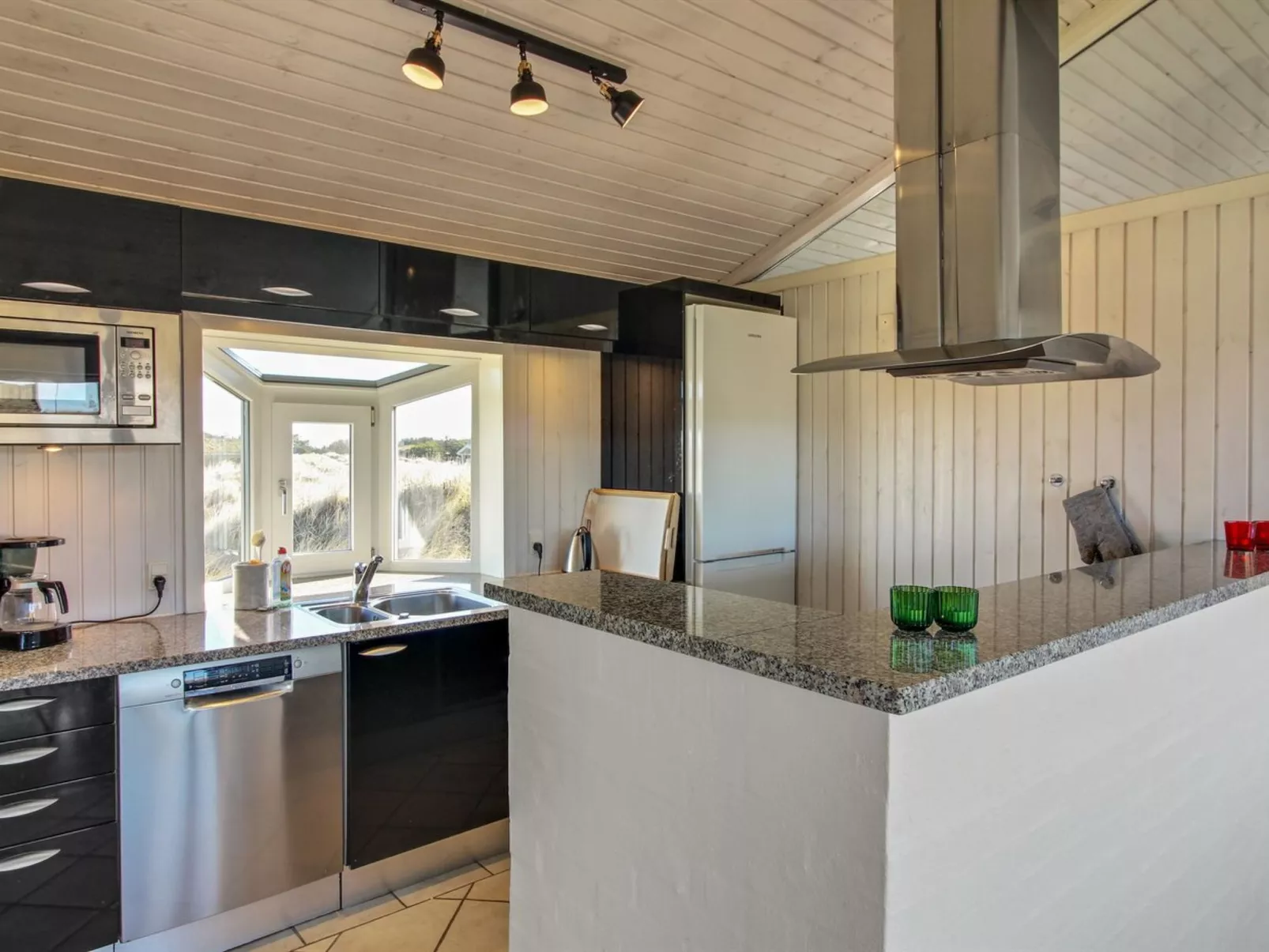 "Falka" - 800m from the sea-Binnen