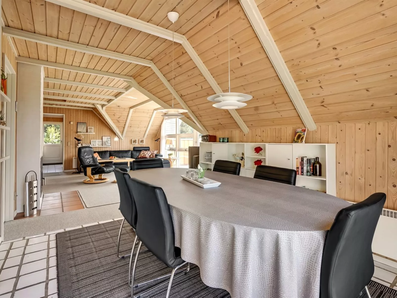 "Wale" - 3.3km from the sea-Binnen