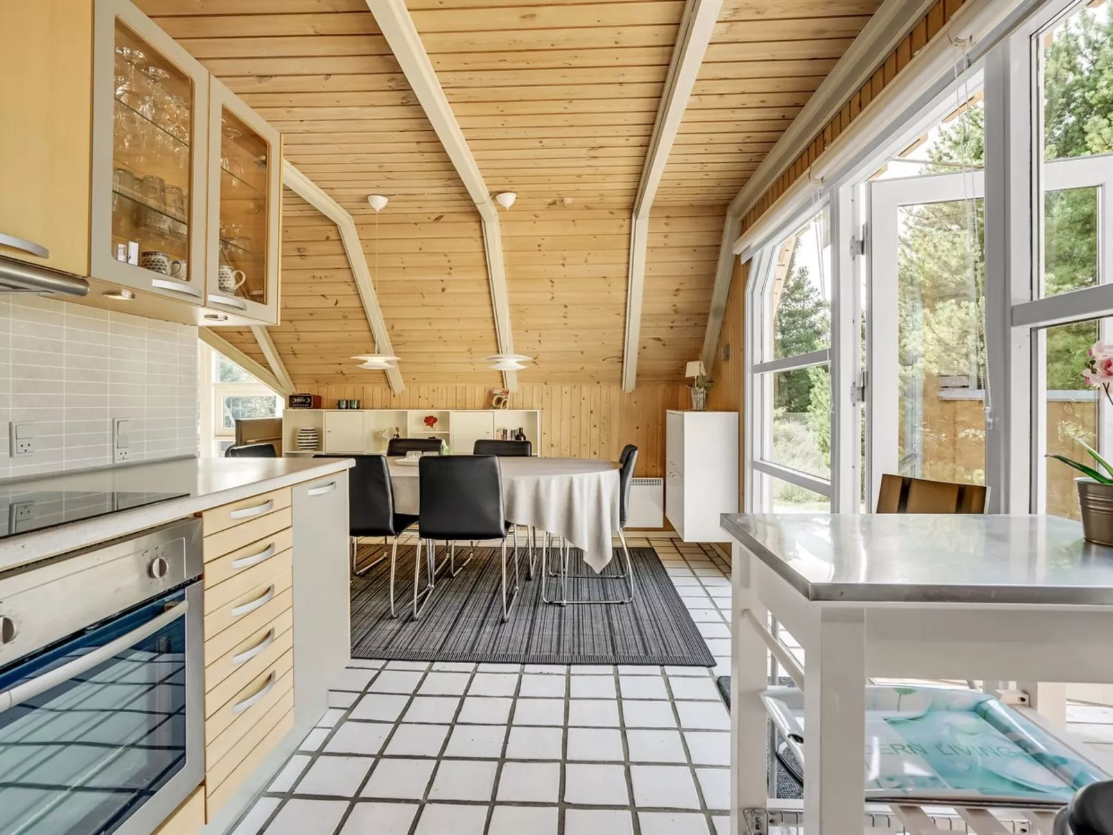 "Wale" - 3.3km from the sea-Binnen