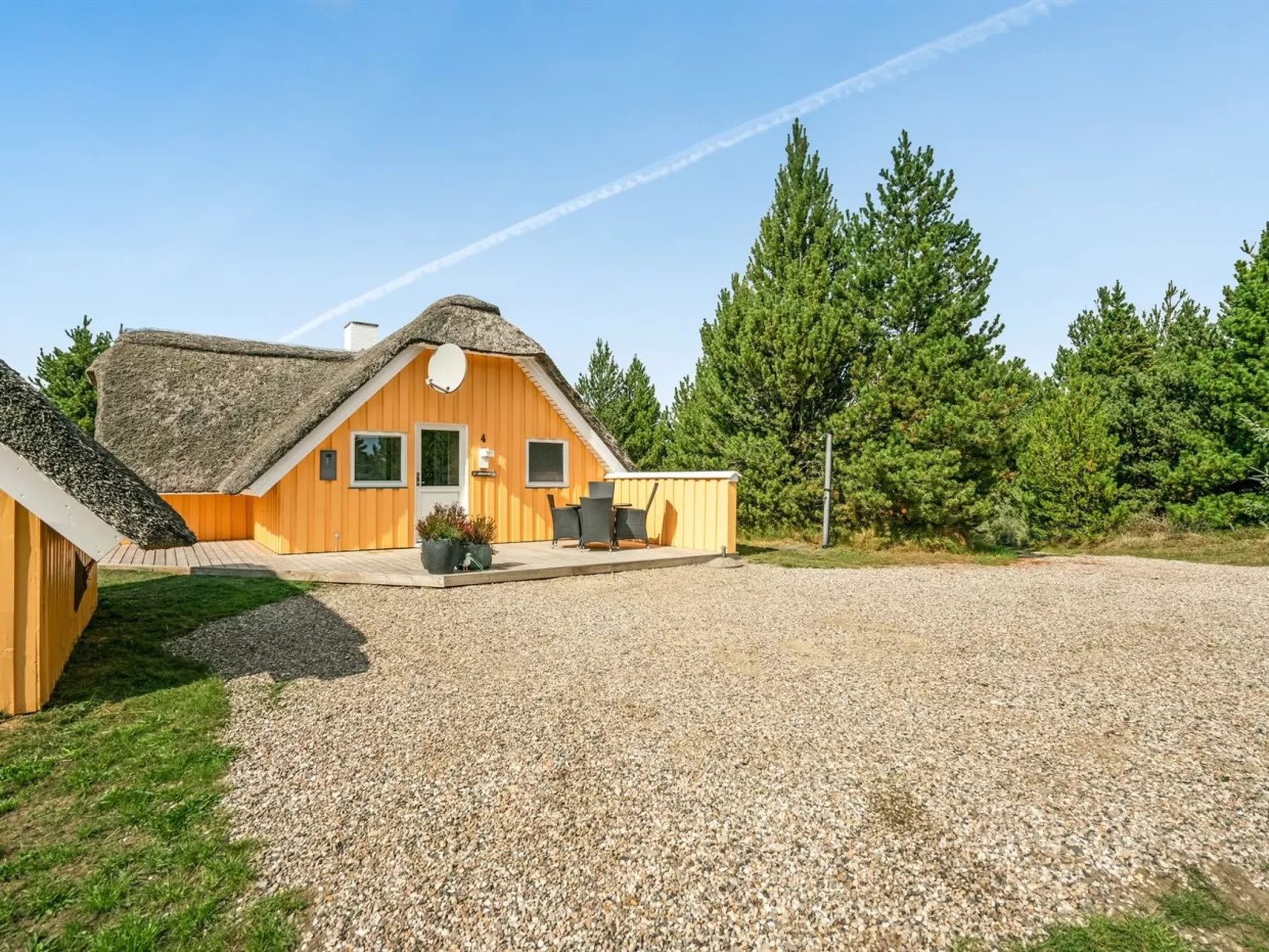 "Wale" - 3.3km from the sea-Buiten