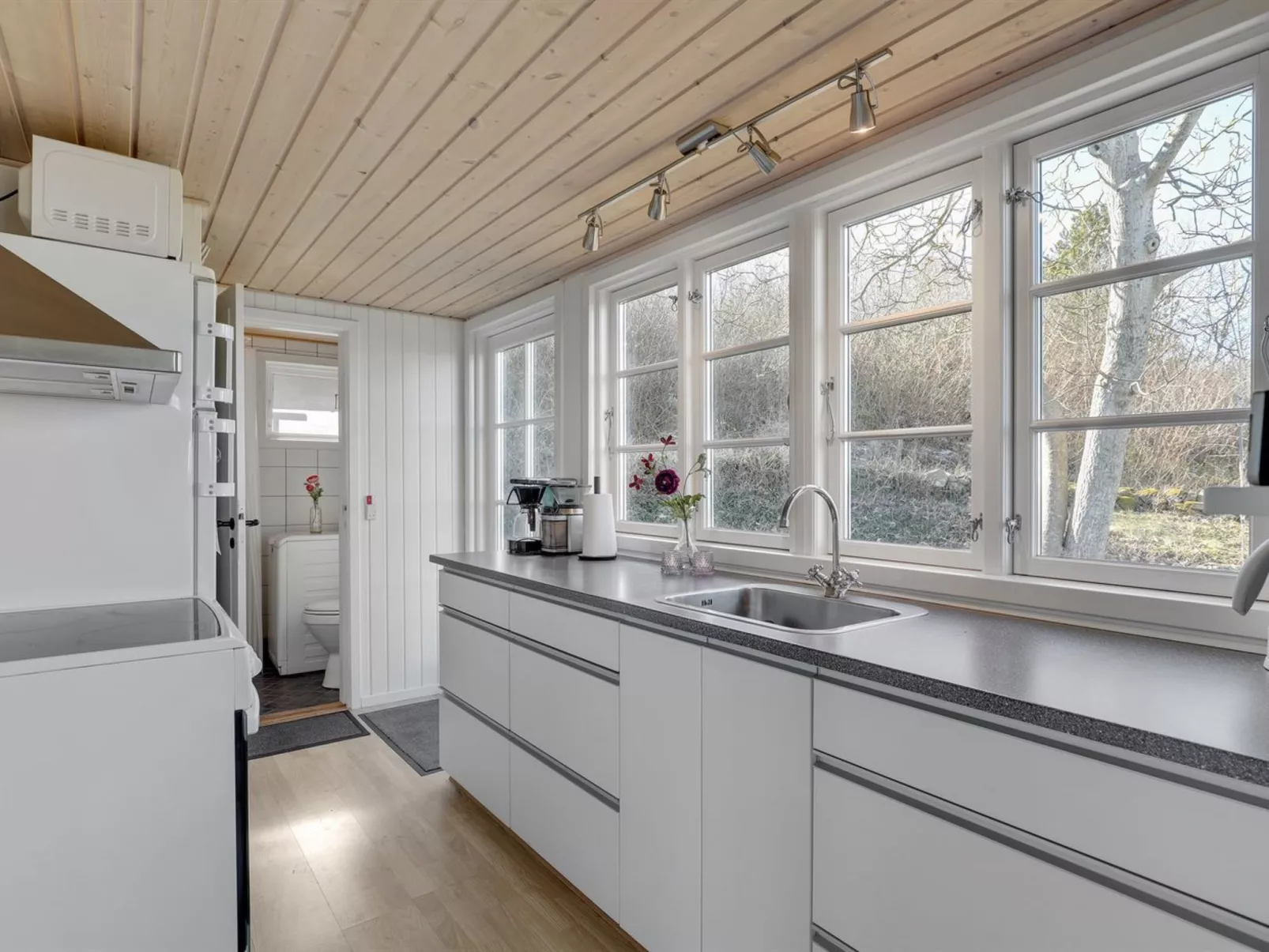 "Fabine" - 50m from the sea-Binnen