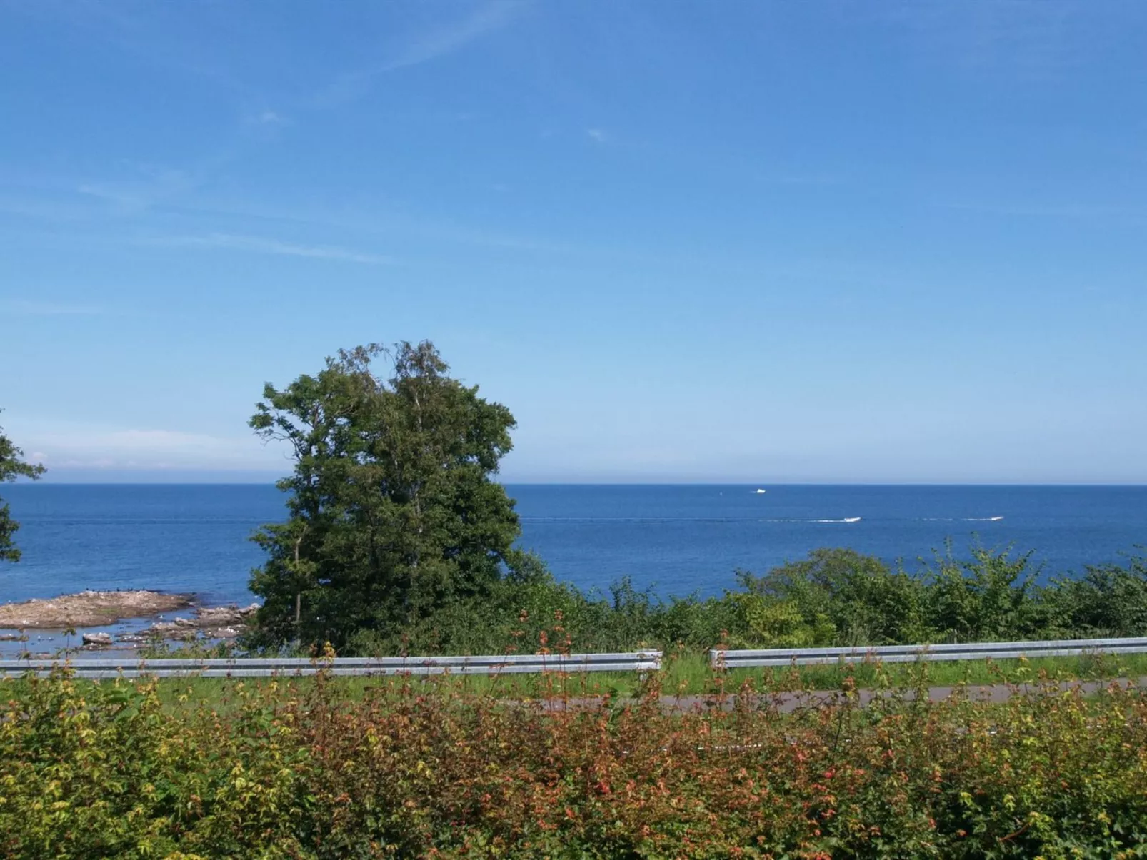 "Fabine" - 50m from the sea-Buiten