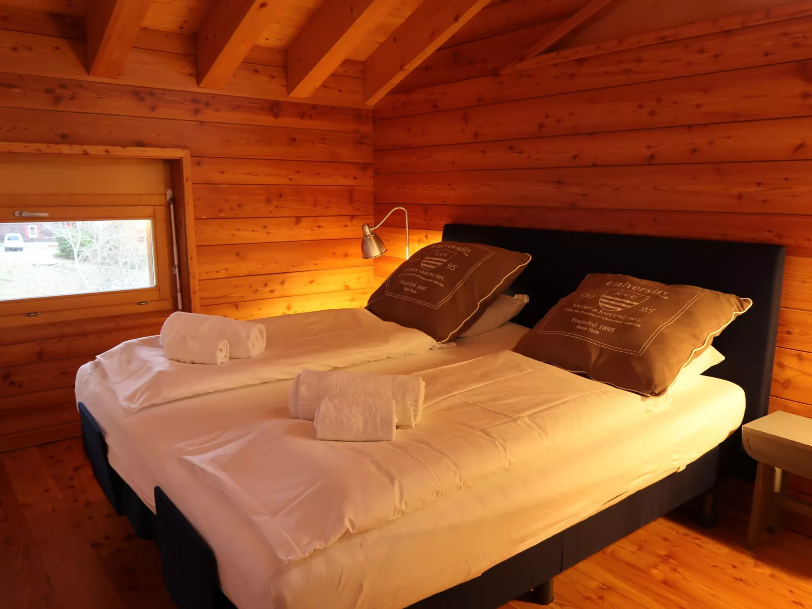Chalet Aquarius-Binnen