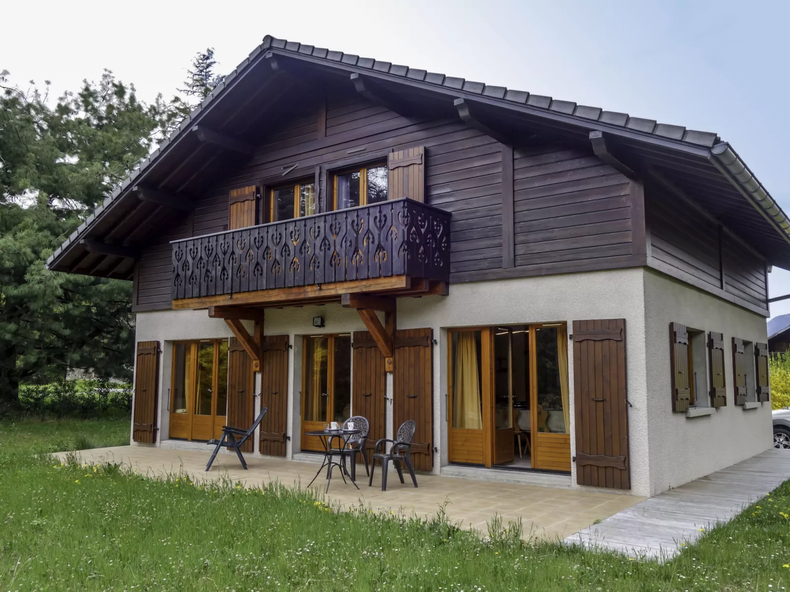 Chalet Mendiaux-Buiten