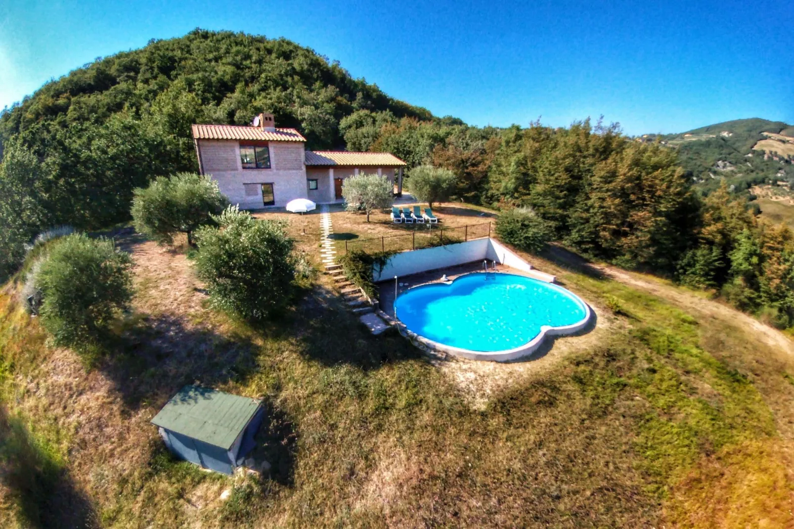 Villa Fata Morgana-Buitenkant zomer
