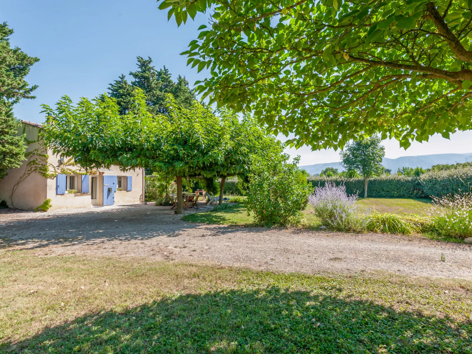 La Maisonnette-Buiten