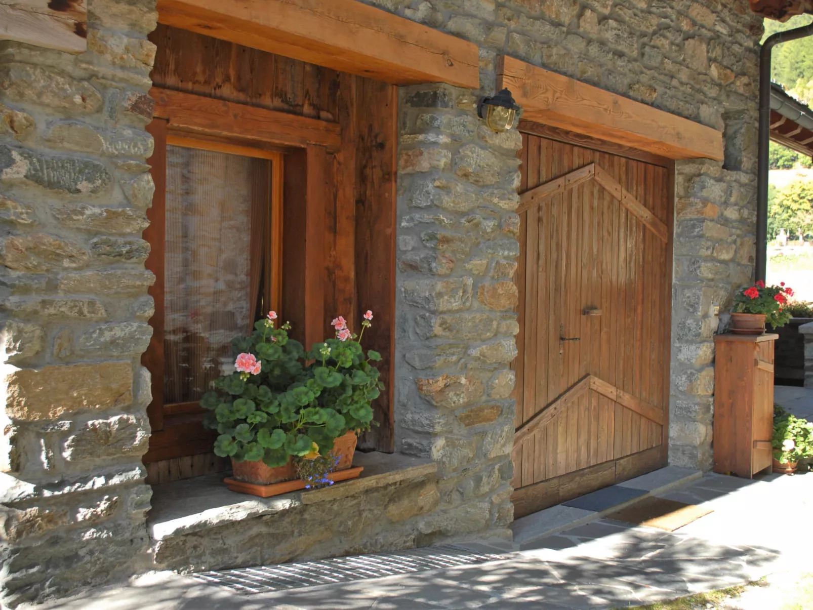 Chez Les Roset-Buiten