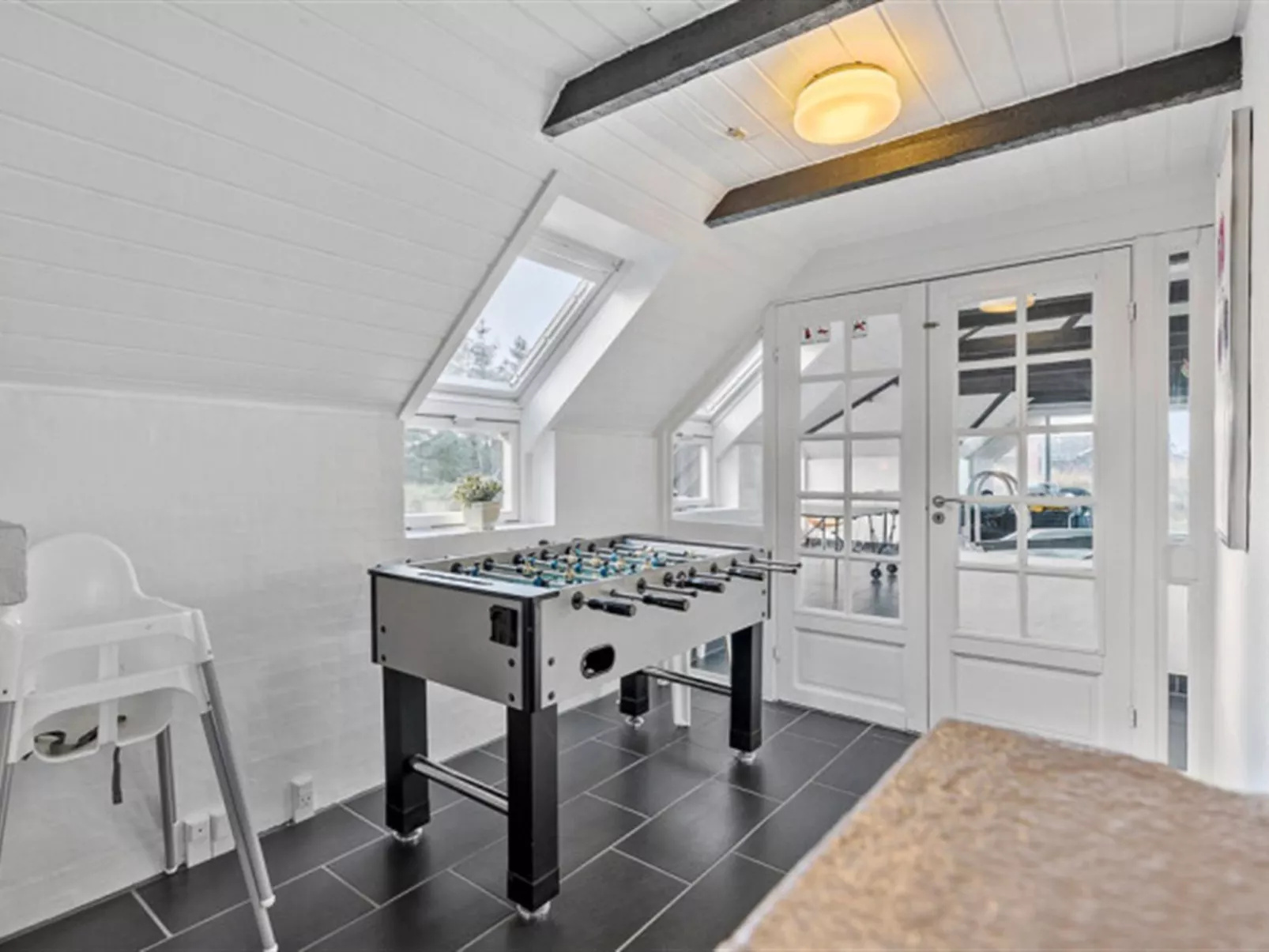 "Lidija" - 850m from the sea-Binnen