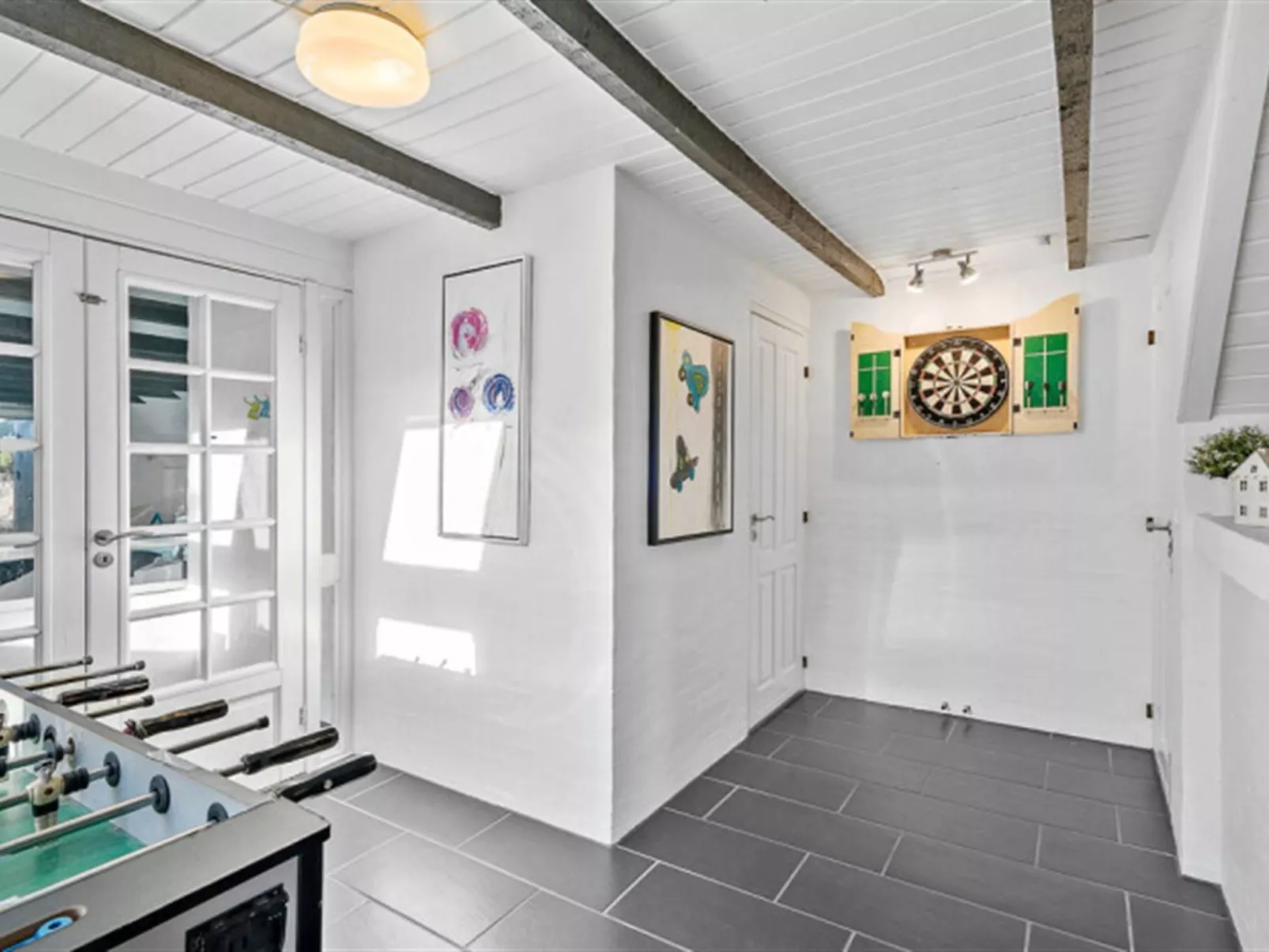 "Lidija" - 850m from the sea-Binnen