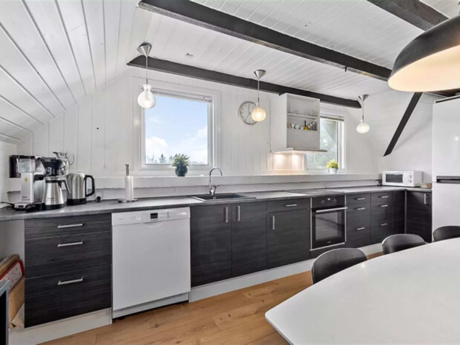 "Lidija" - 850m from the sea-Binnen