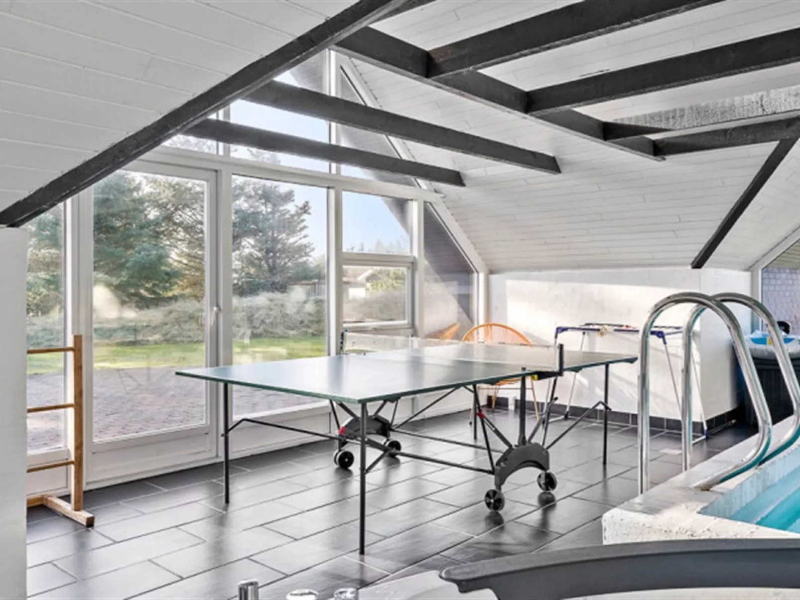 "Lidija" - 850m from the sea-Binnen