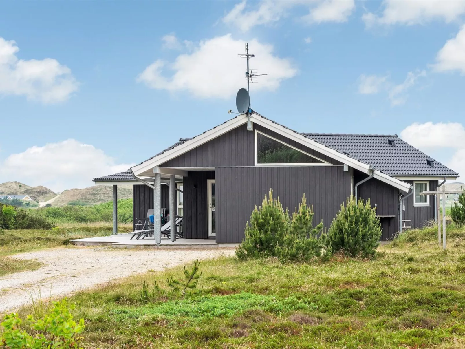 "Luzia" - 1.2km from the sea-Buiten