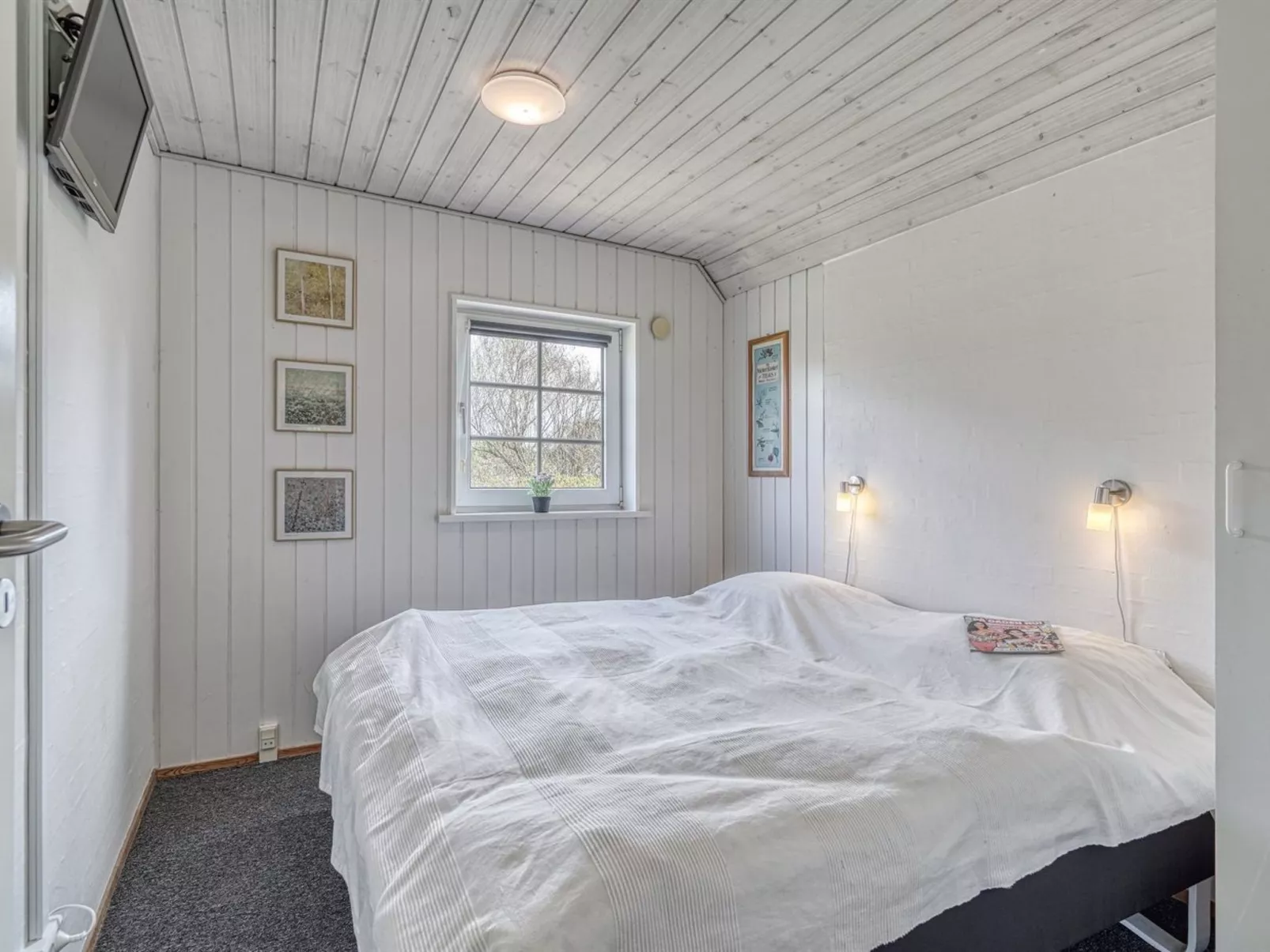 "Iliana" - 1km from the sea-Binnen