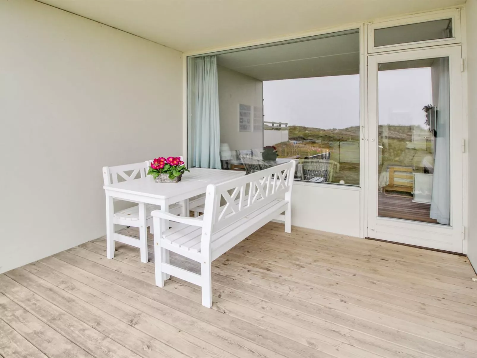 "Raimo" - 50m from the sea-Binnen