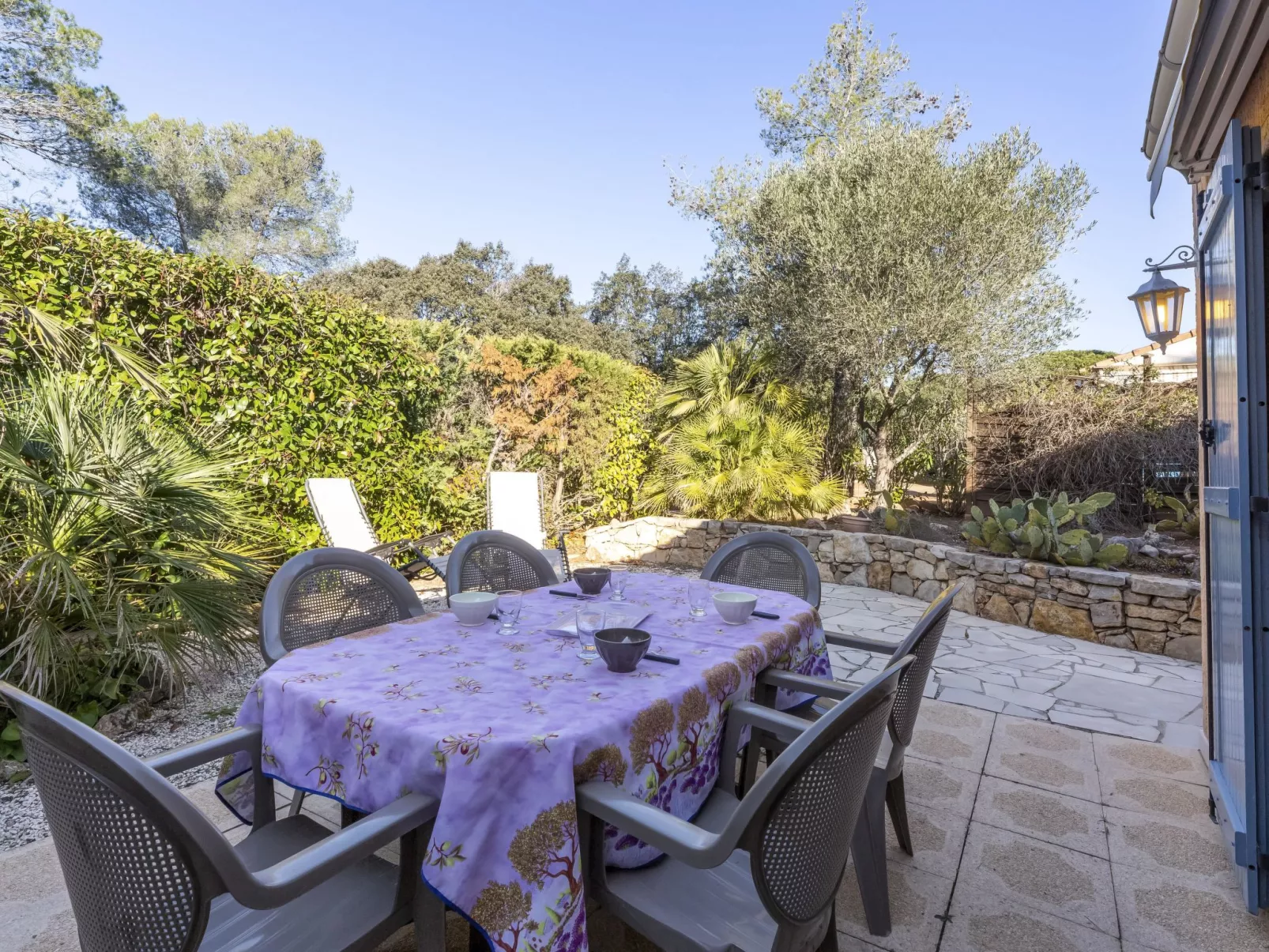Le Clos d'Azur 1-Buiten