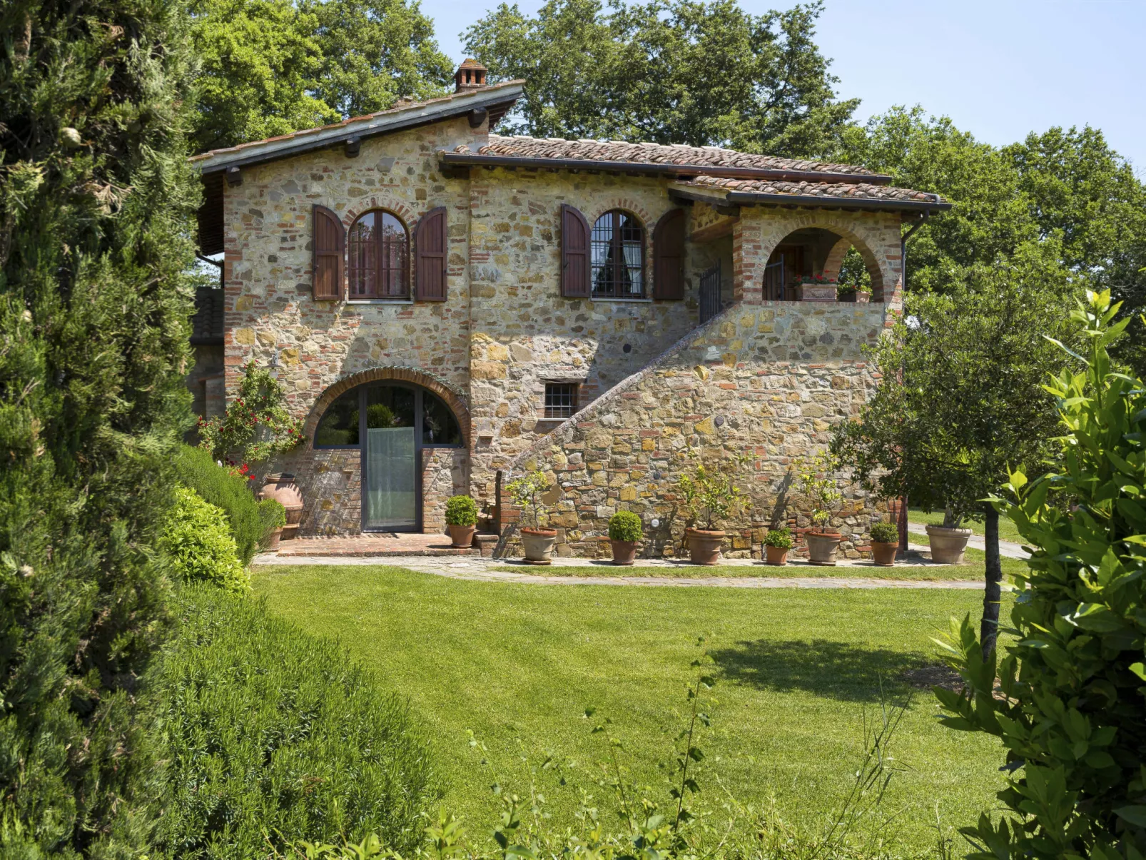 Tenuta Farneta-Buiten