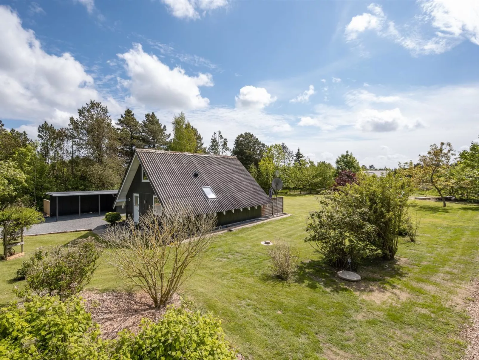 "Femija" - 500m to the inlet-Buiten